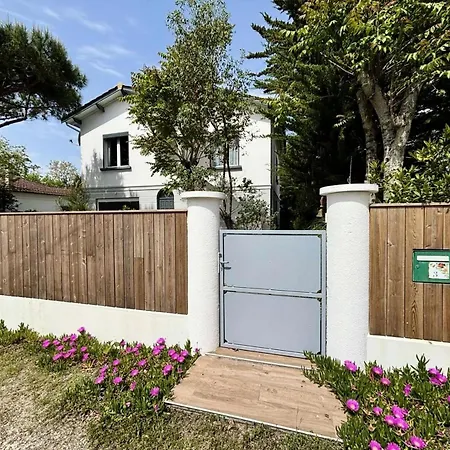 039-soulac Sur - 039 - Rez-de-chaussee D'une Charmante 2 Mae-6071 * Soulac-sur-Mer